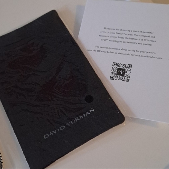 Necklace - Picture 2 of 3